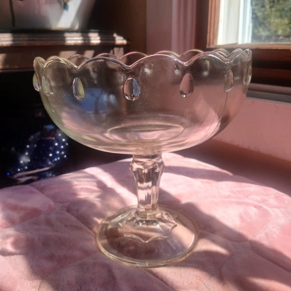 Other - 🍒 Vintage Vase  🦋